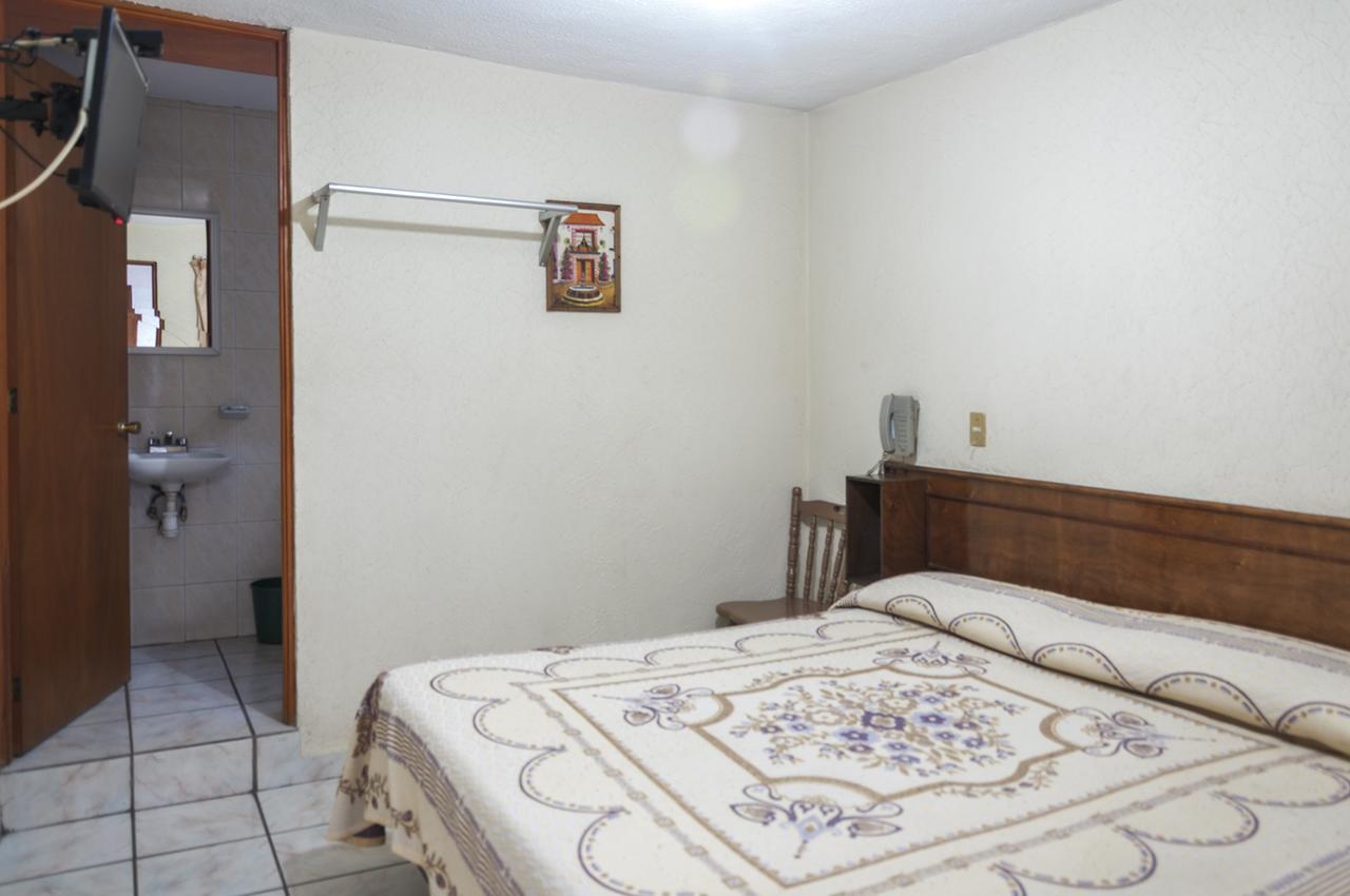 Hotel 2000 Μορέλια Εξωτερικό φωτογραφία