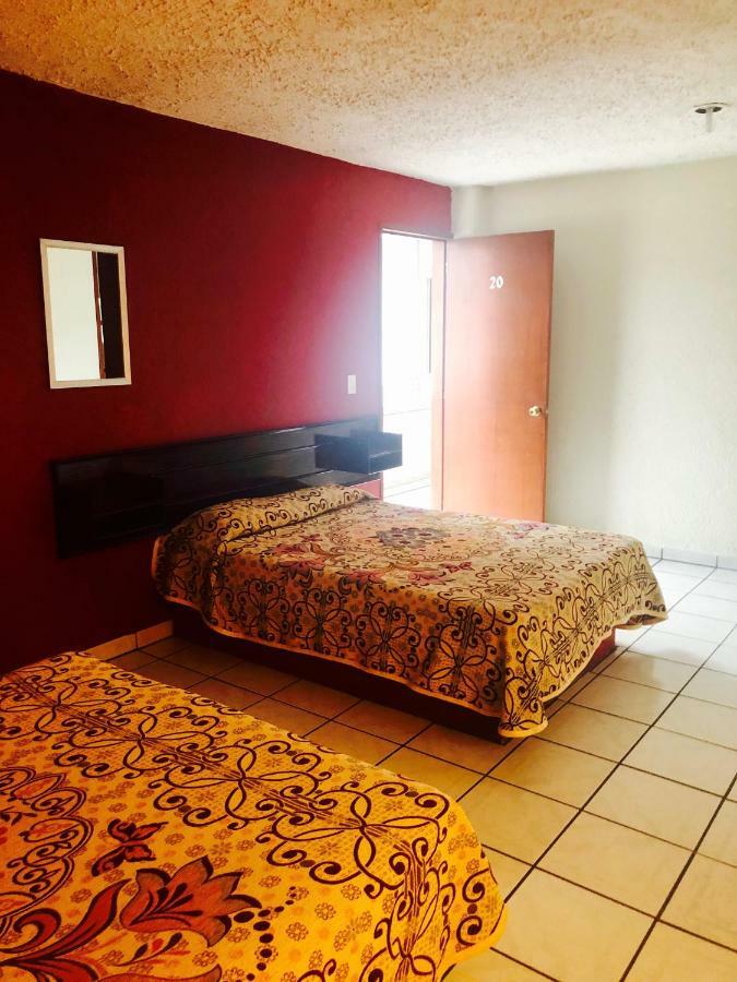 Hotel 2000 Μορέλια Εξωτερικό φωτογραφία